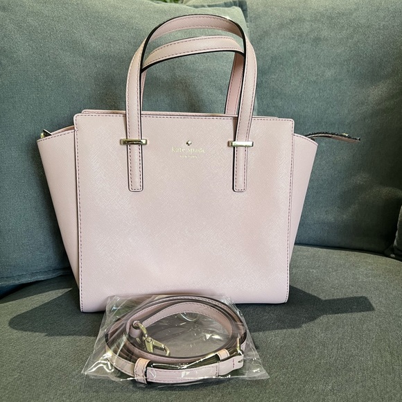 kate spade Handbags - ✨SOLD✨Kate Spade hand bag/ body bag